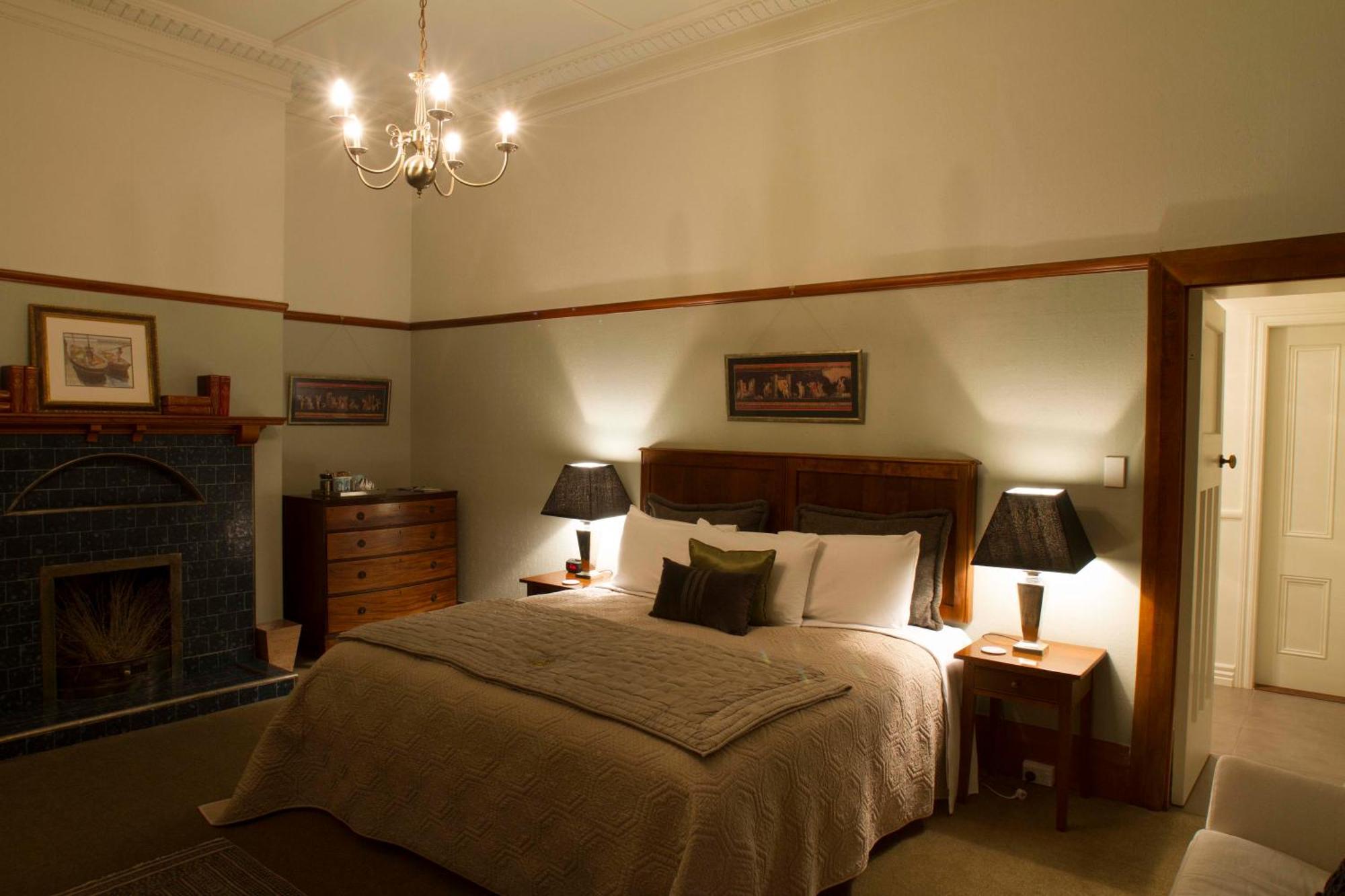 Olivers Central Otago Clyde Room photo