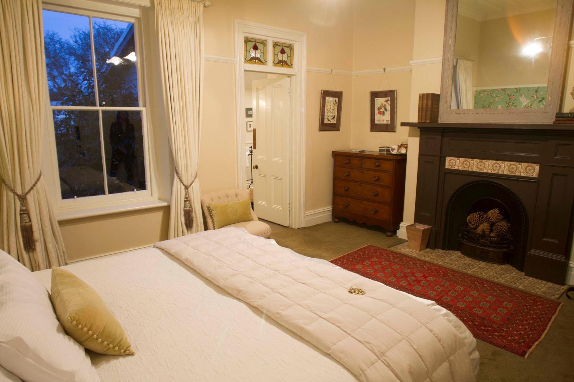 Olivers Central Otago Clyde Room photo